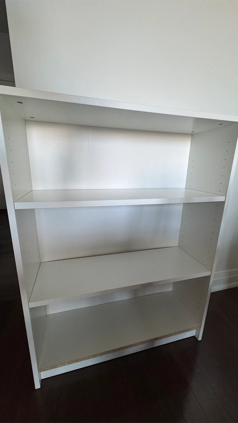 White Bookcase/Bookshelf IKEA - photo 3