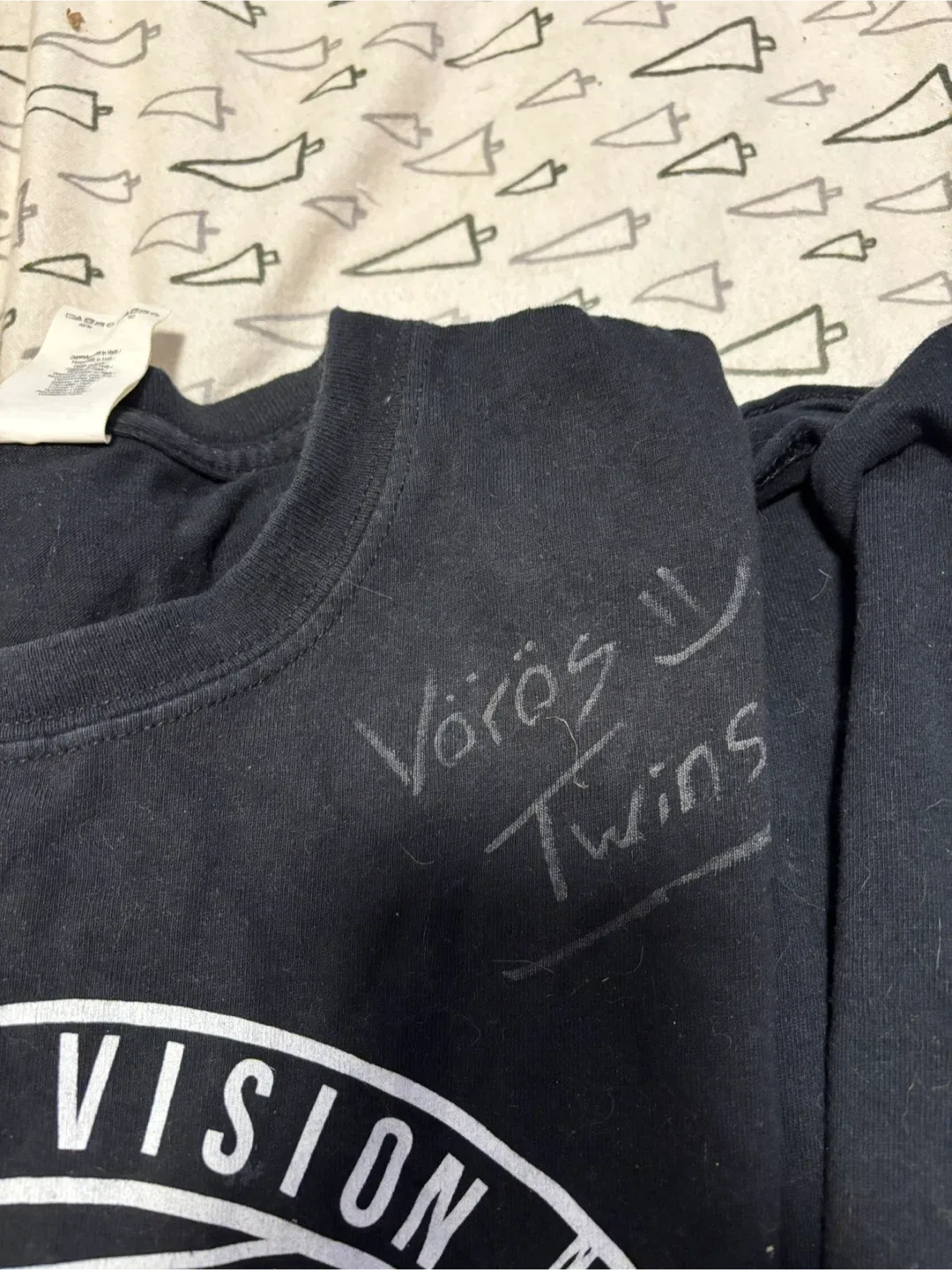 Gildan Black T-Shirts - Large image indicator(2)