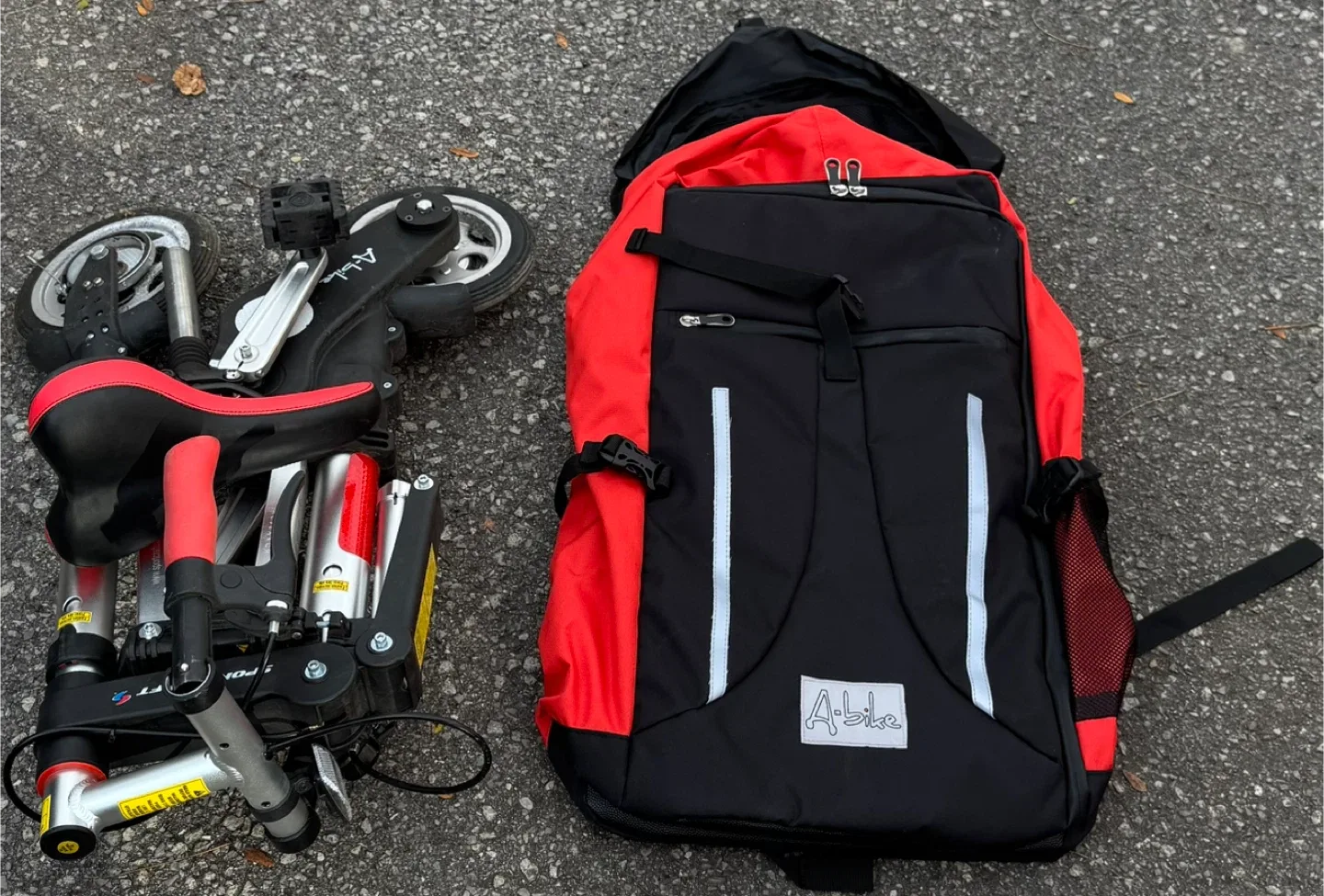 Sportcraft A-Bike Folding Bike with Backpack image indicator(4)