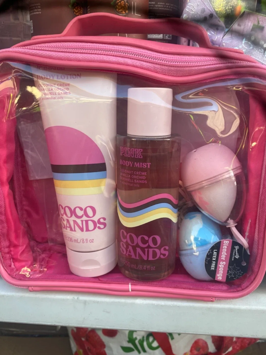 Victoria's Secret Beauty Sets! image indicator(5)