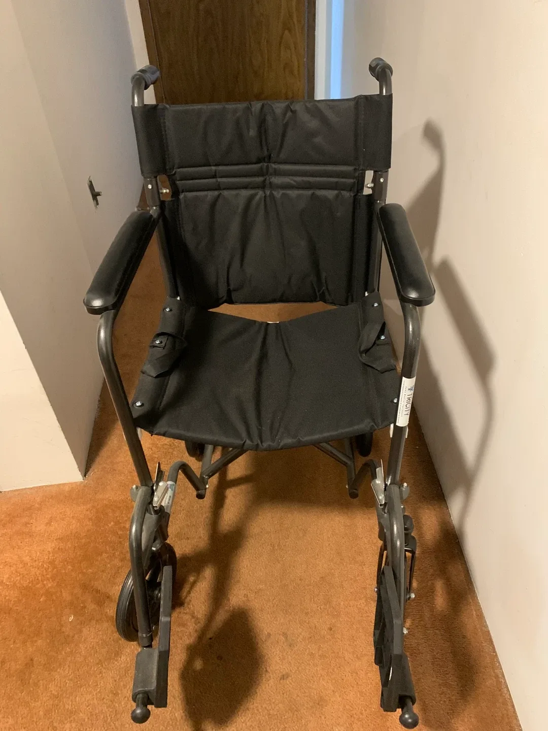 Lightweight Transport Wheelchair - Black image indicator(7)