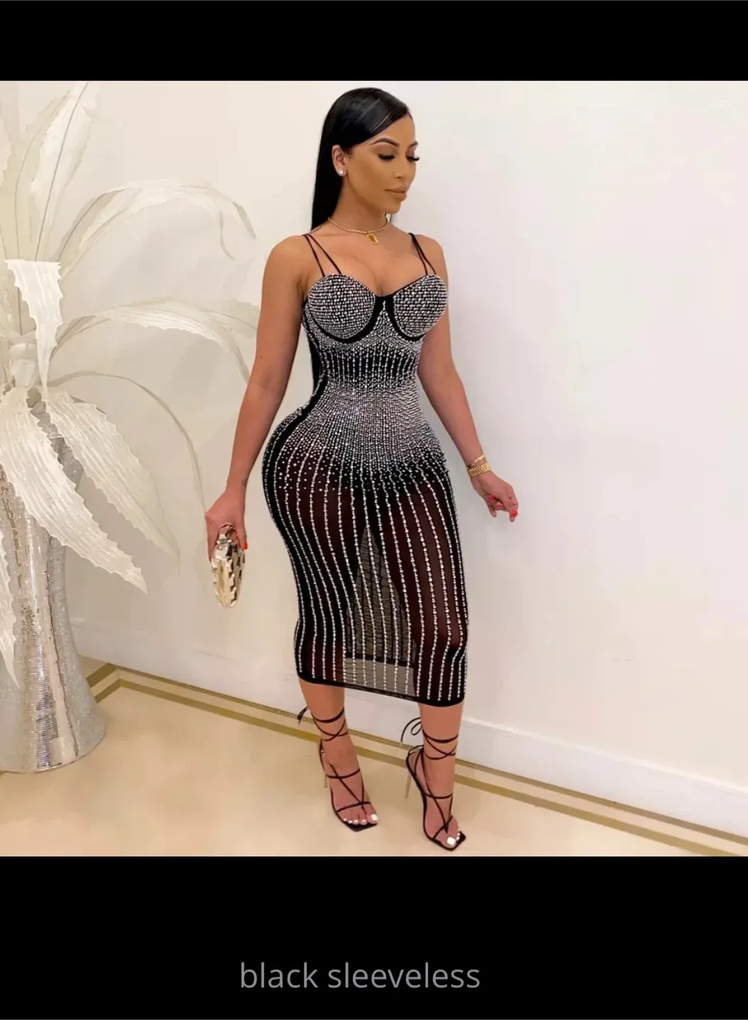 Women Dresses and jumpsuits image indicator(8)