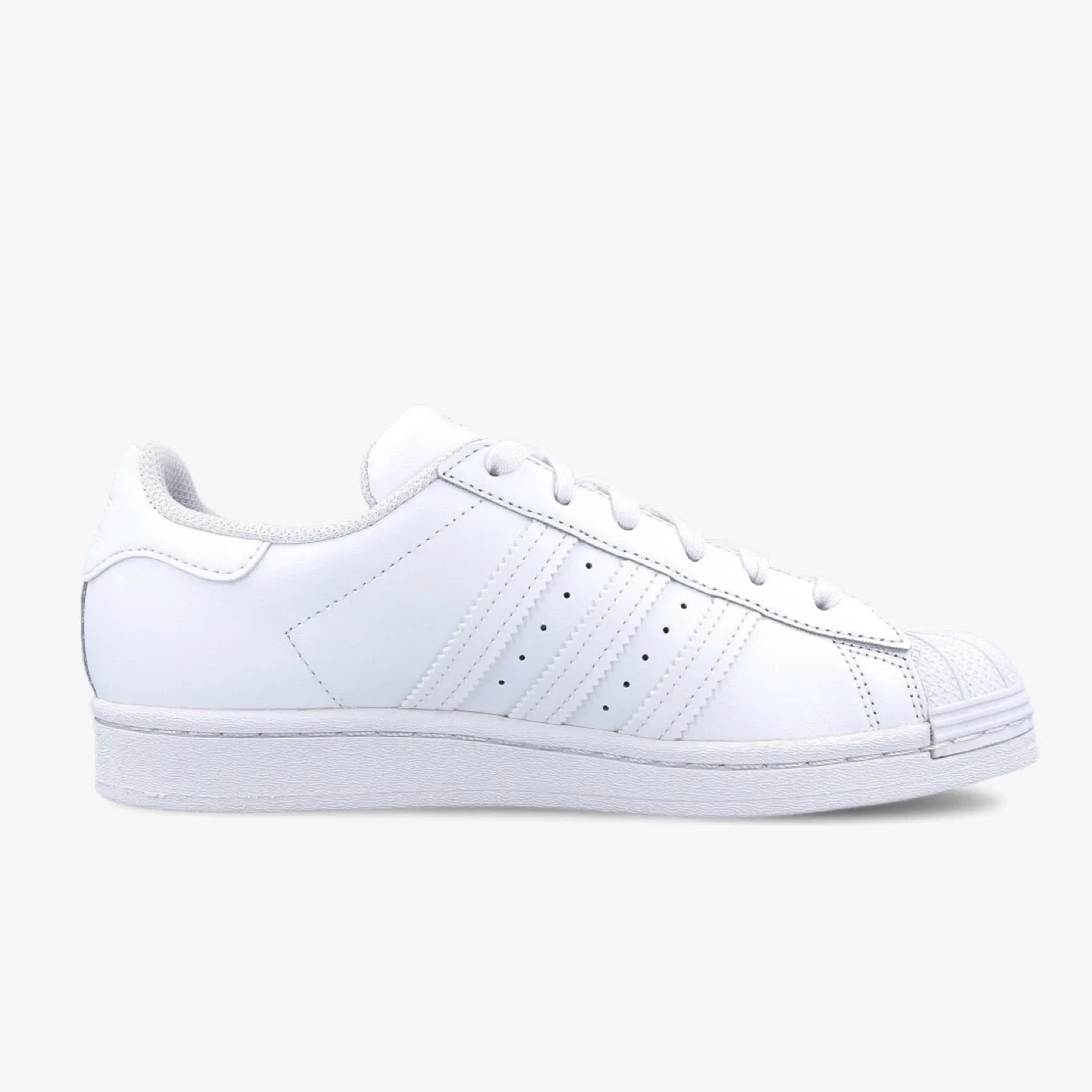 BRAND NEW Adidas Superstar Women’s – Size US 7(6) — White