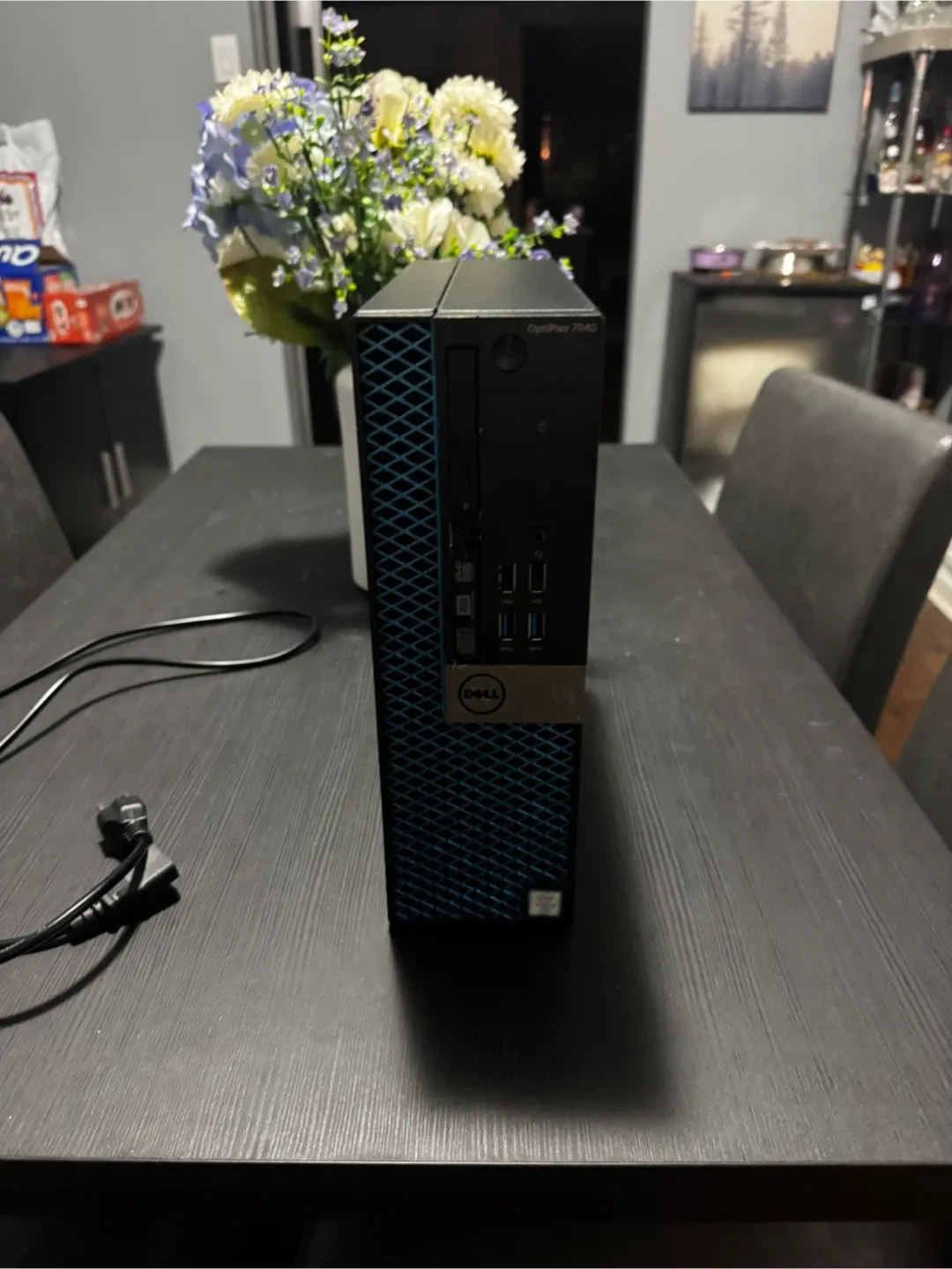 Dell OptiPlex Desktop PC image indicator(3)