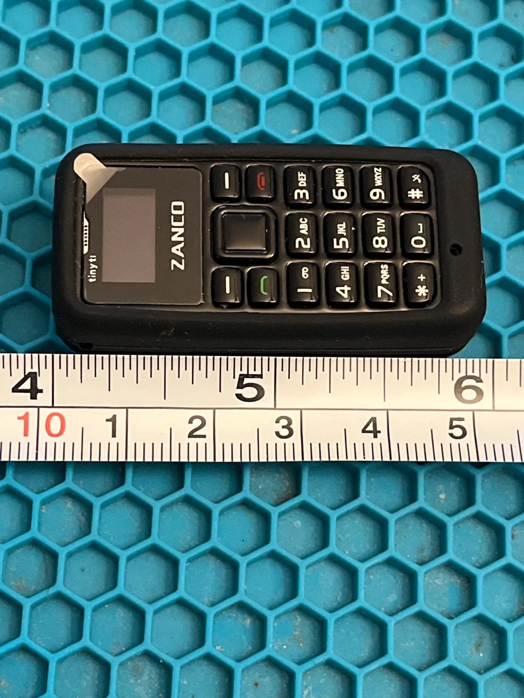 Zanco Tiny t1 World's Smallest Phone image indicator(4)