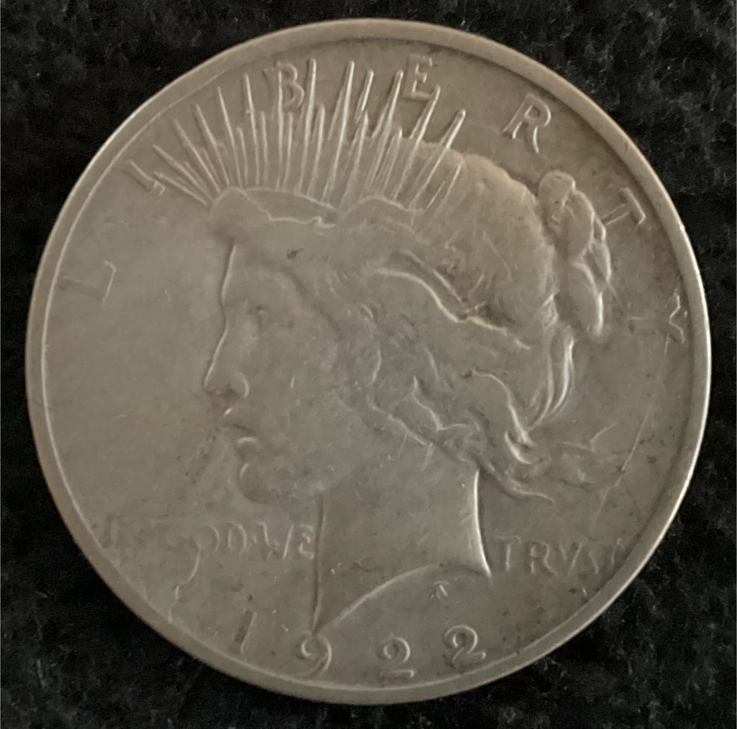 1922 Peace Silver Dollar - photo 2