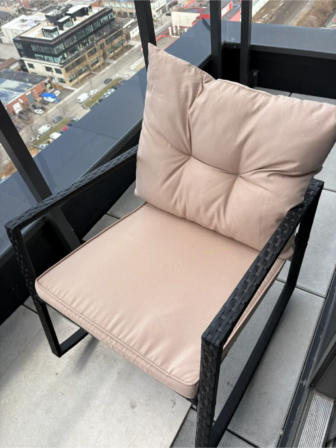 Outdoor Wicker Patio Set - Chair & Table