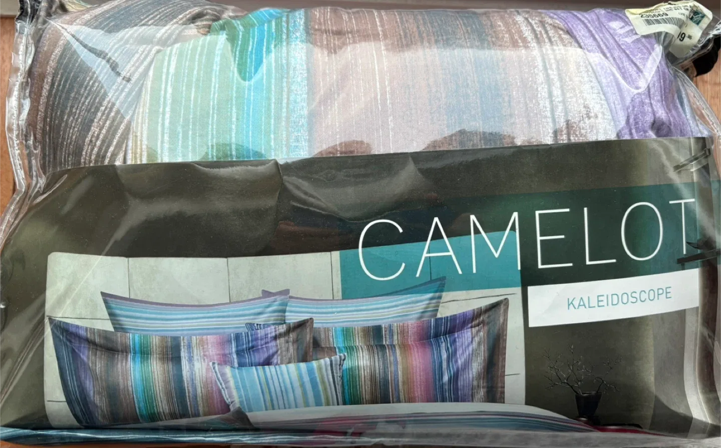 Camelot Kaleidoscope Queen Duvet Cover Set - New