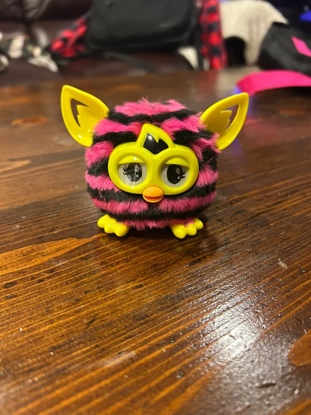 Furby and interactive toy for children image indicator(5)