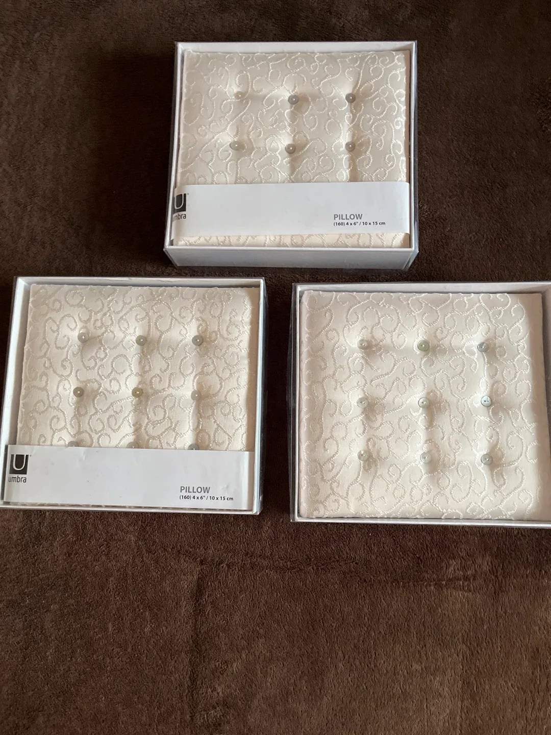 Umbra Pillow Photo Album, 4x6", New in Box!