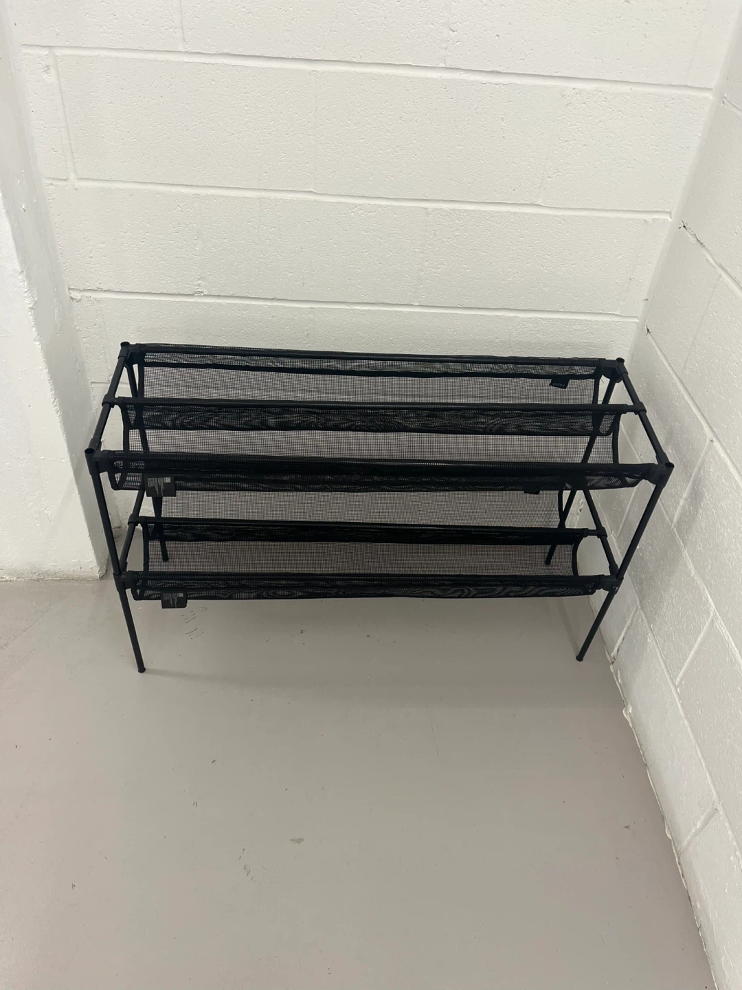 Umbra Black Shoe Rack - photo 5