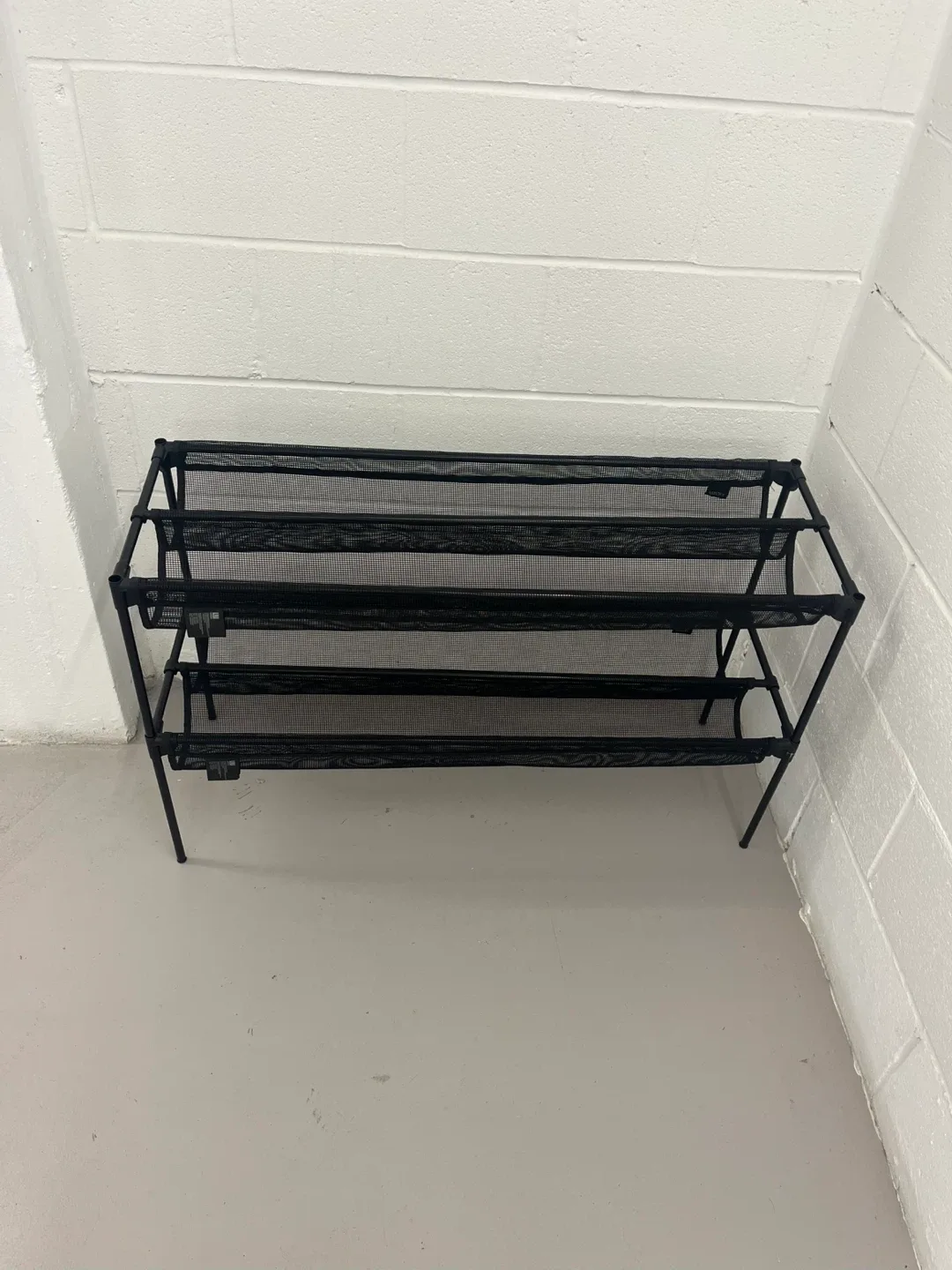 Umbra Black Shoe Rack image indicator(5)