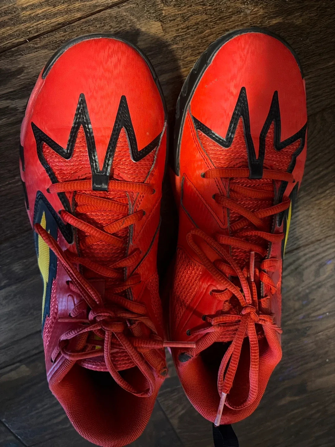 Puma Basketball Shoes - Red image indicator(2)