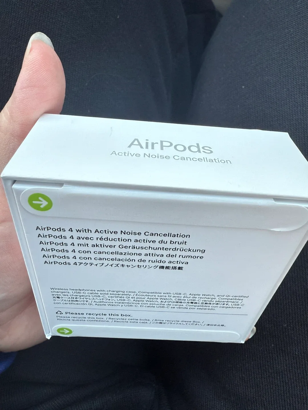 AirPods 4 Active Noise Cancellation