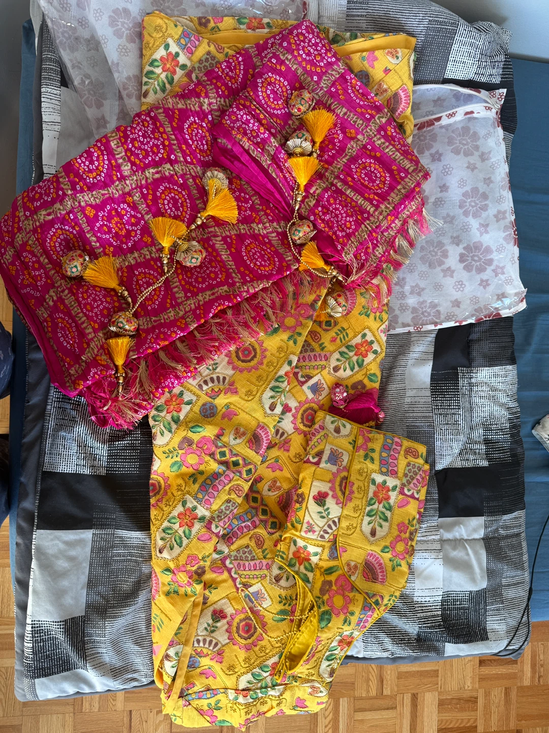 Indian Outfit - Yellow & Pink