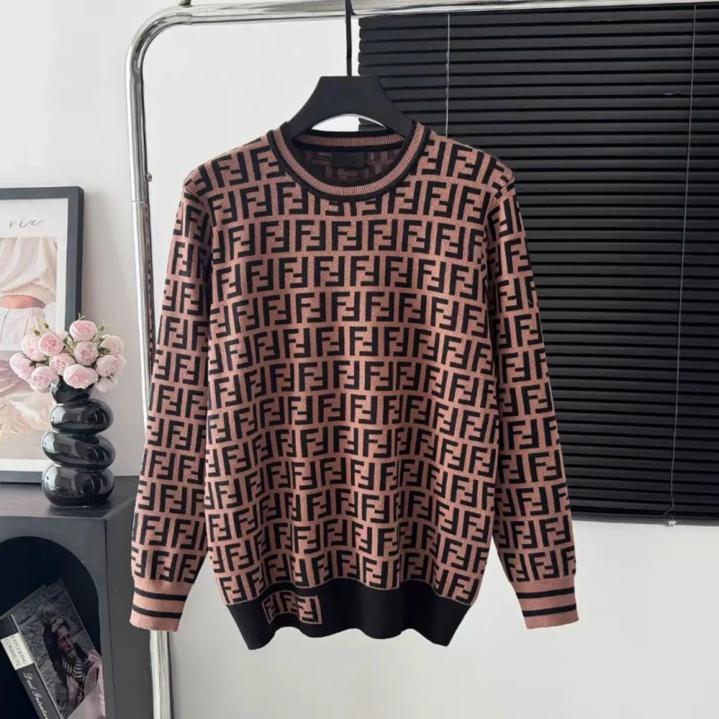 Roma Black & Brown Sweater - Size M