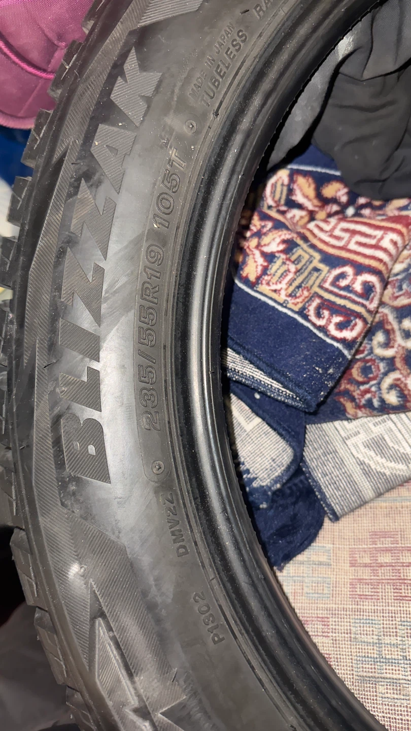 Bridgestone Blizzak 235/55R19 Winter Tires - photo 2