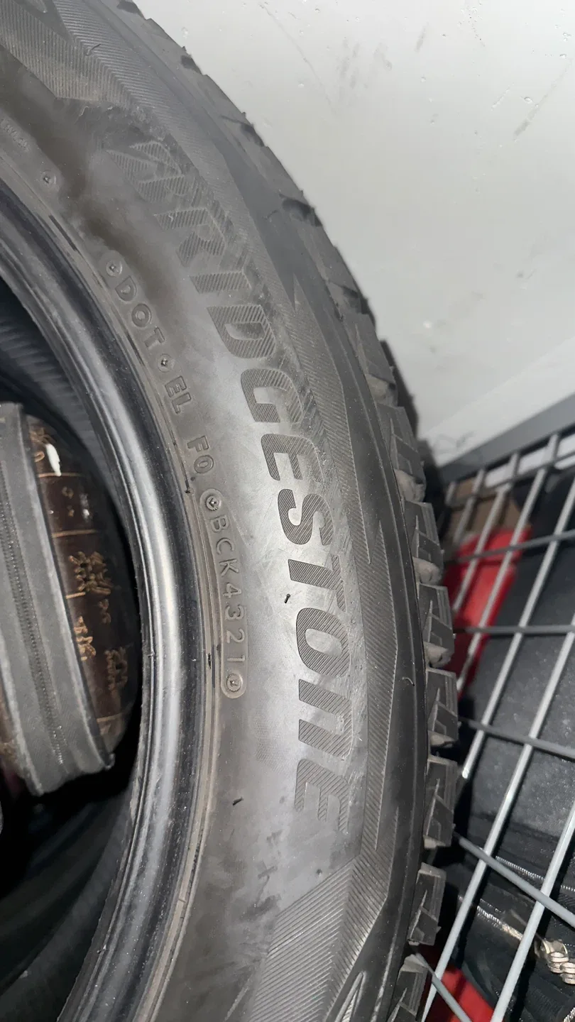 Bridgestone Blizzak 235/55R19 Winter Tires