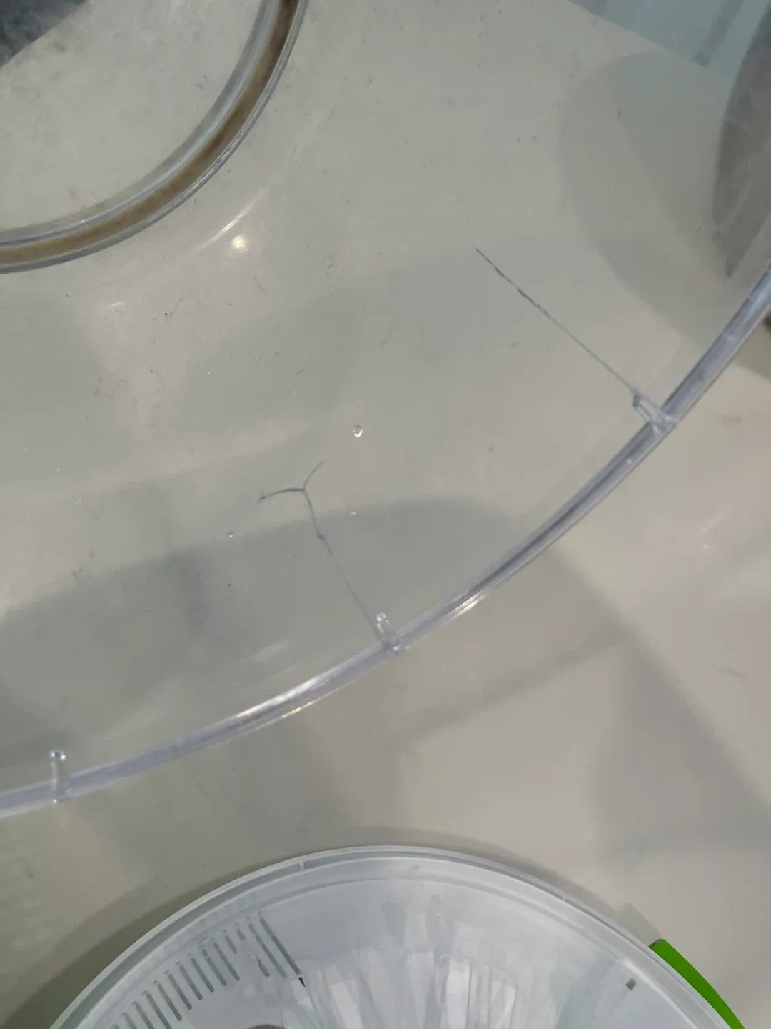 Cuisinart Salad Spinner with Easy-to-Spin Knob 5 Quart image indicator(5)