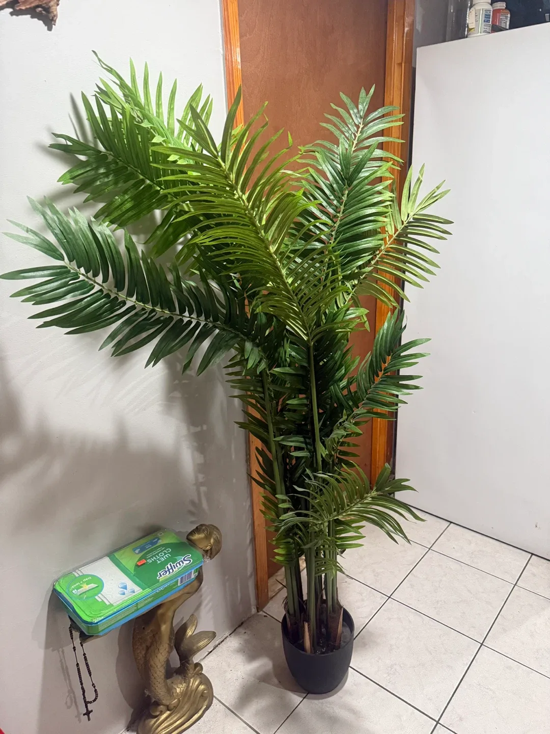 Faux Palm Tree image indicator(2)