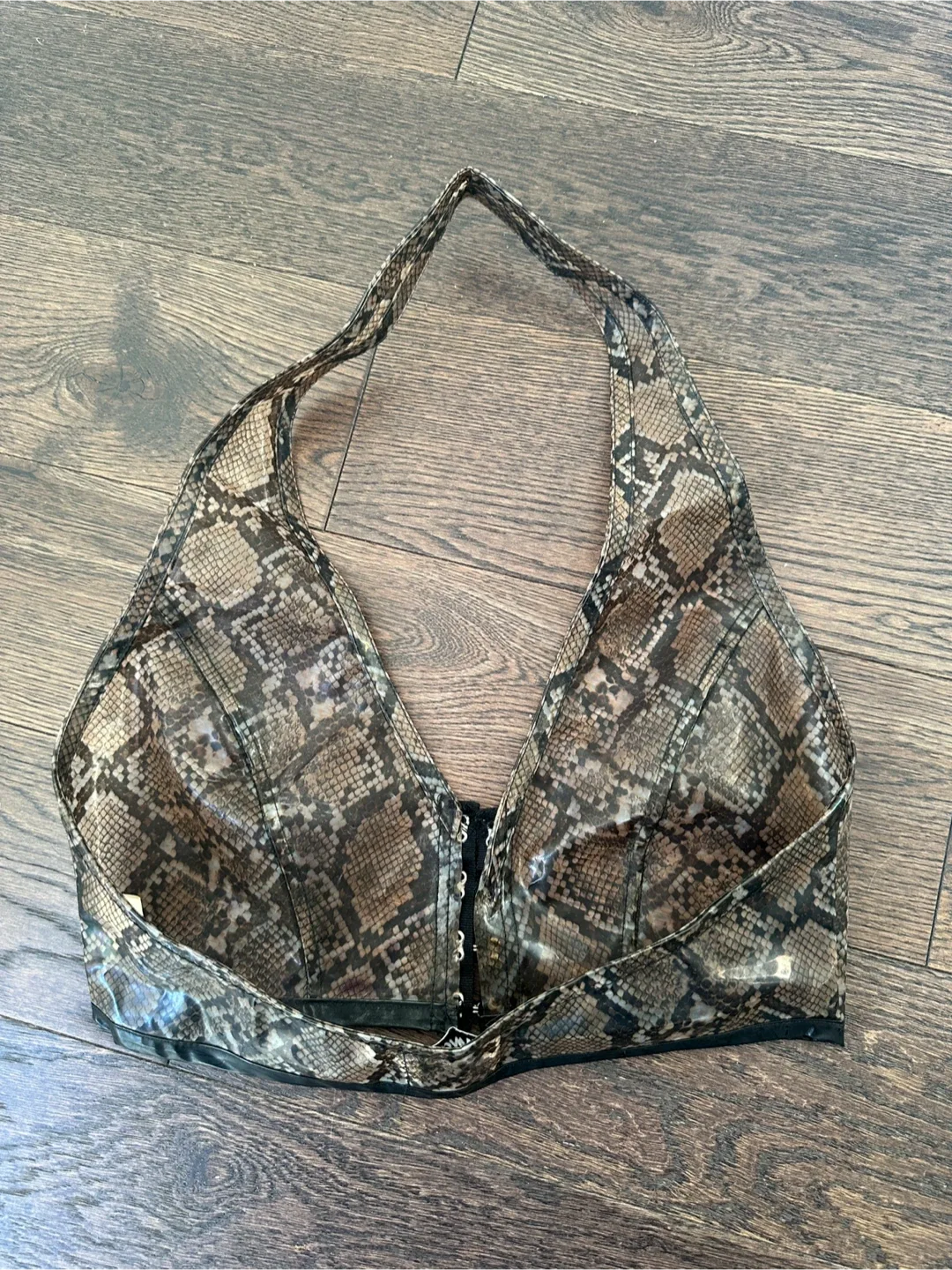 Princess Polly Snakeskin Halter Top - Size 4 image indicator(2)