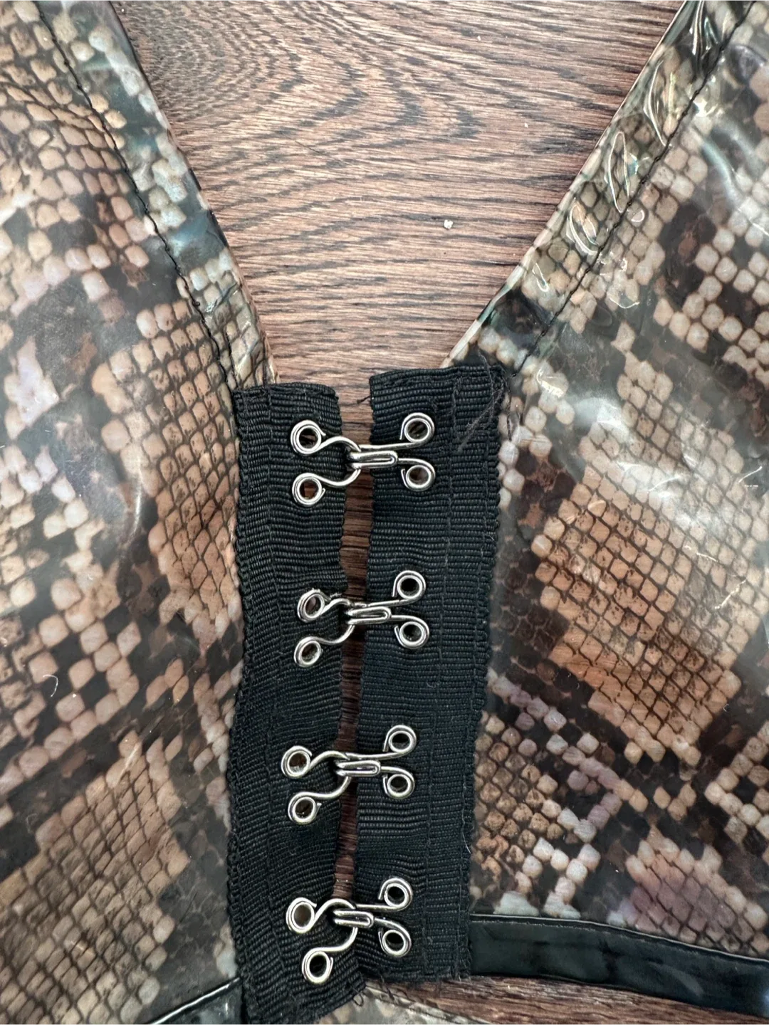 Princess Polly Snakeskin Halter Top - Size 4 image indicator(4)