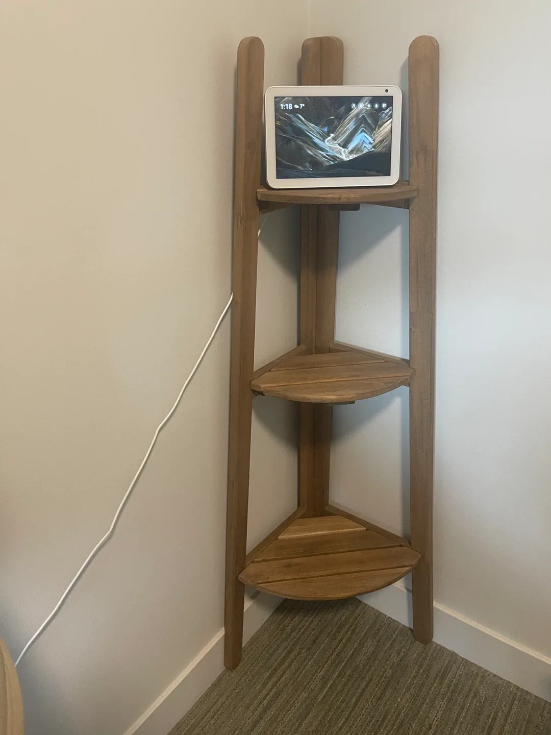 Wood Corner Shelf image indicator(2)