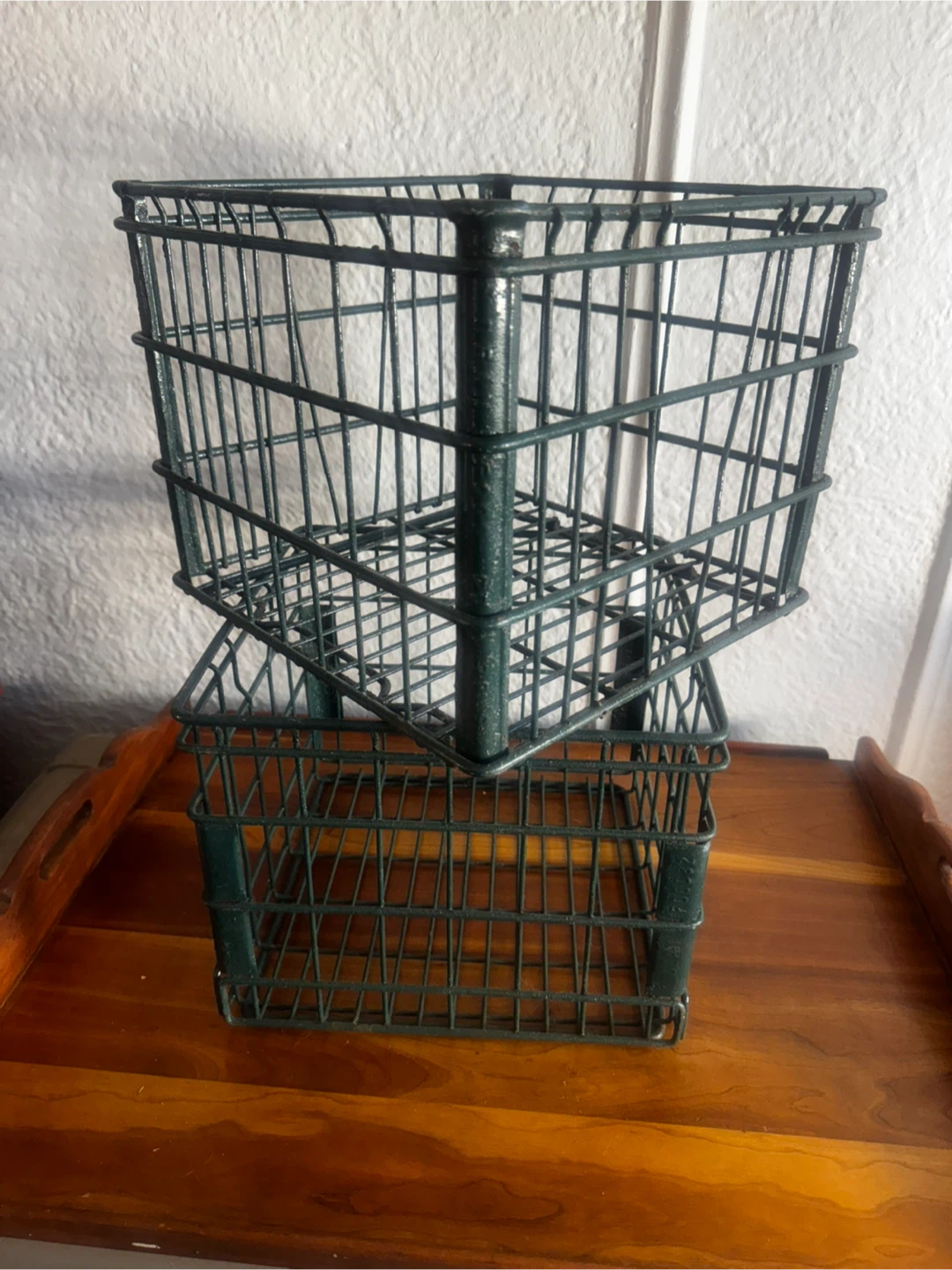 Wire milk crates
