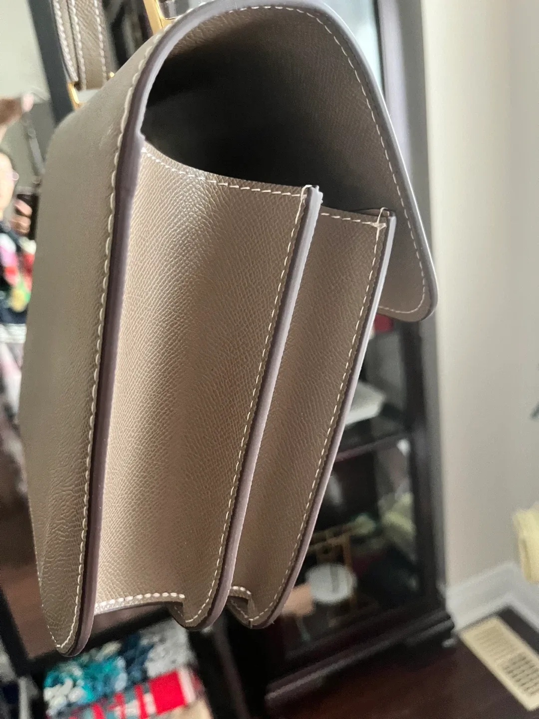 Constance 24 Étoupe Handbag image indicator(2)