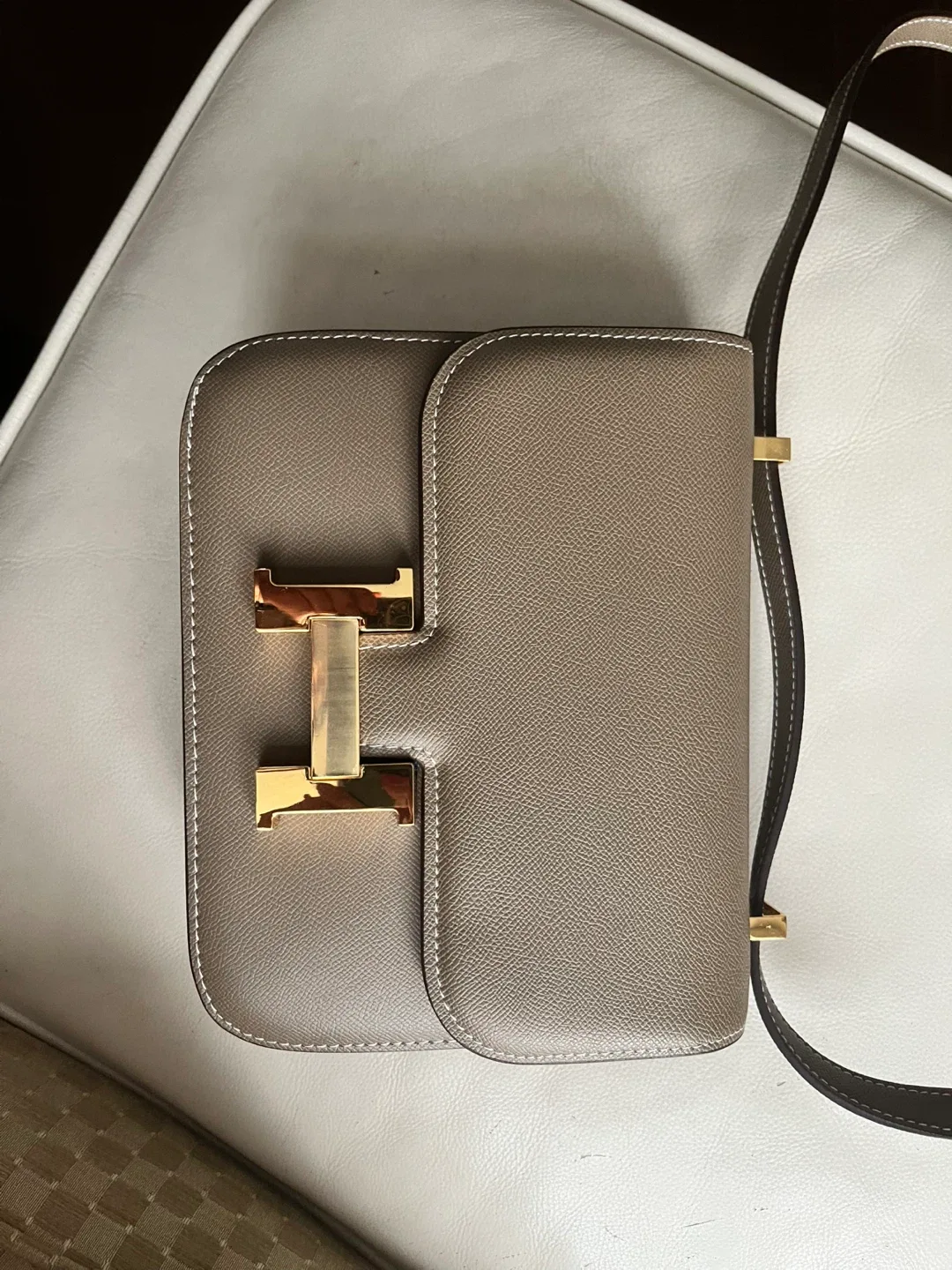 Constance 24 Étoupe Handbag image indicator(3)