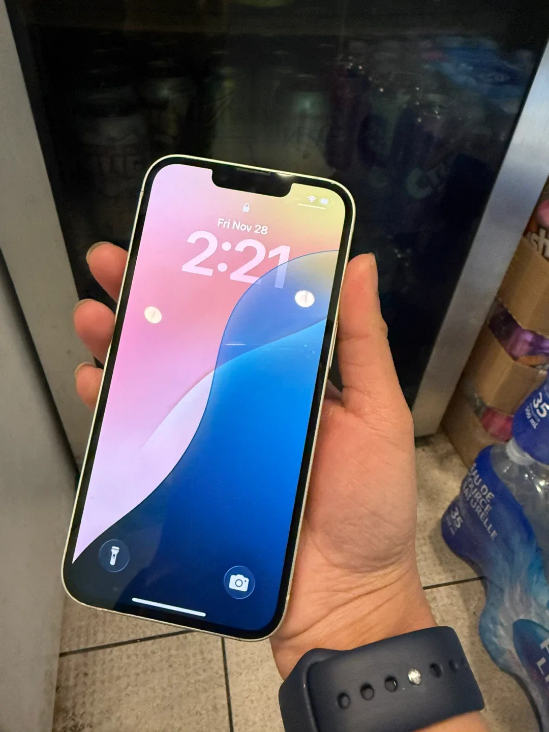 Apple iPhone 13 - Starlight