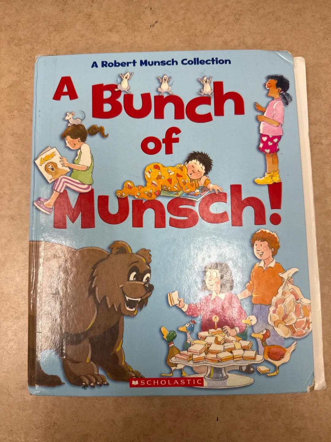 FREE — A Bunch of Munsch! (Robert Munsch Collection)