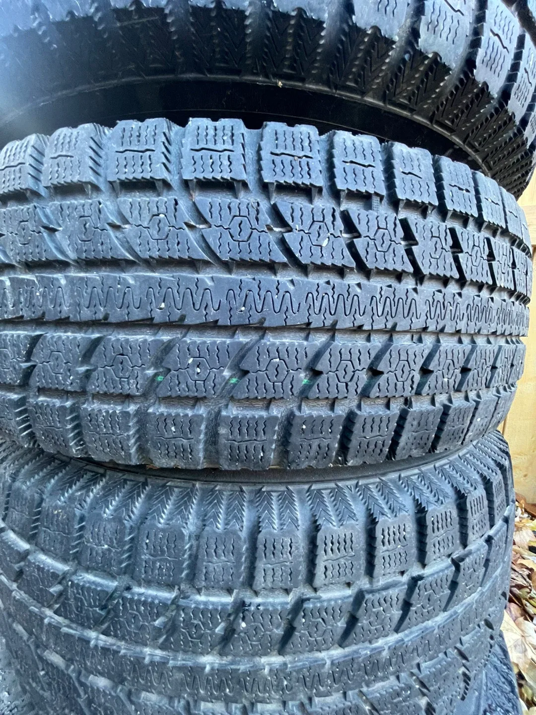 Set of Winter Tires 225/70R16 103S