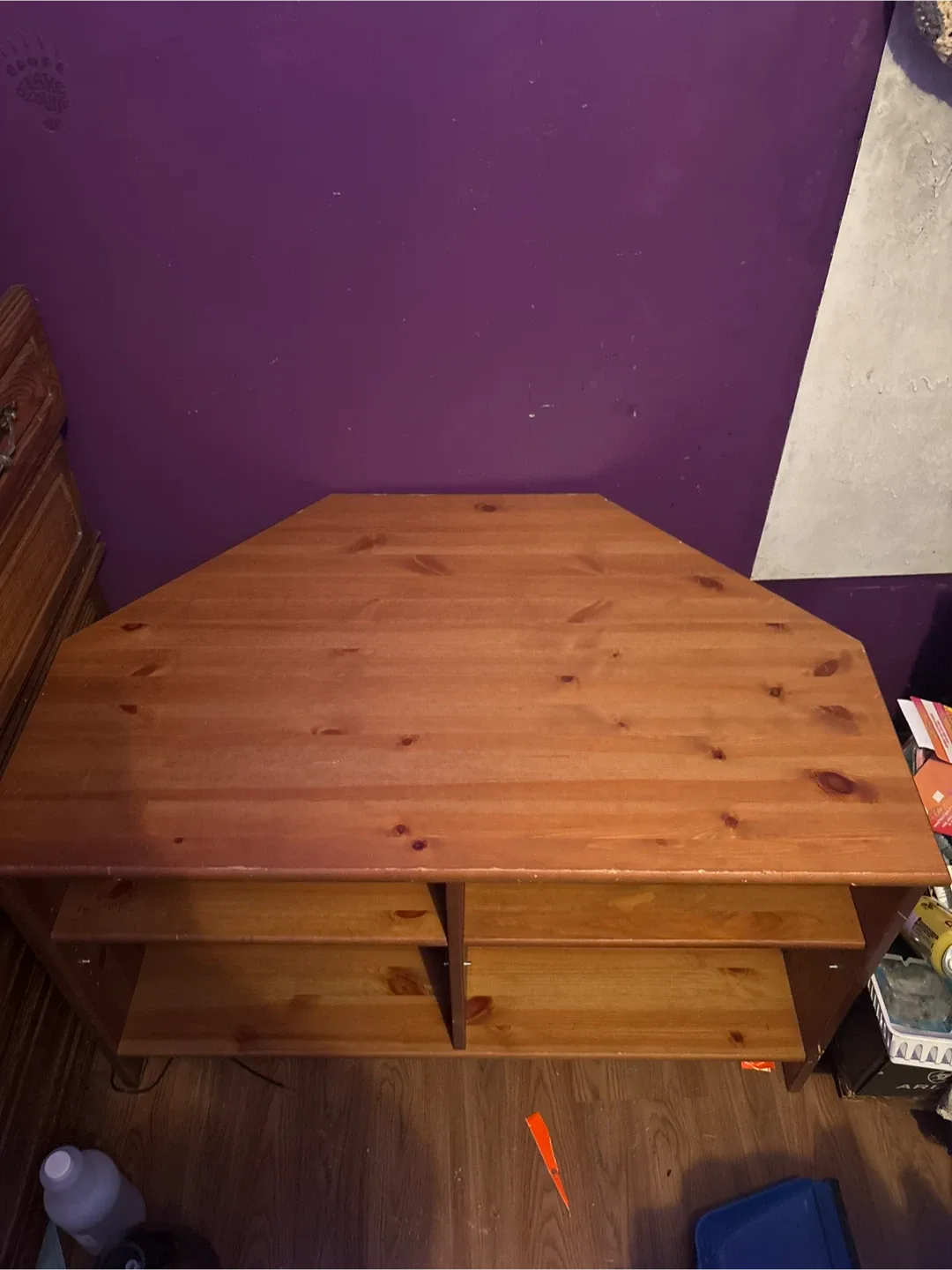 Wooden Corner TV Stand image indicator(3)