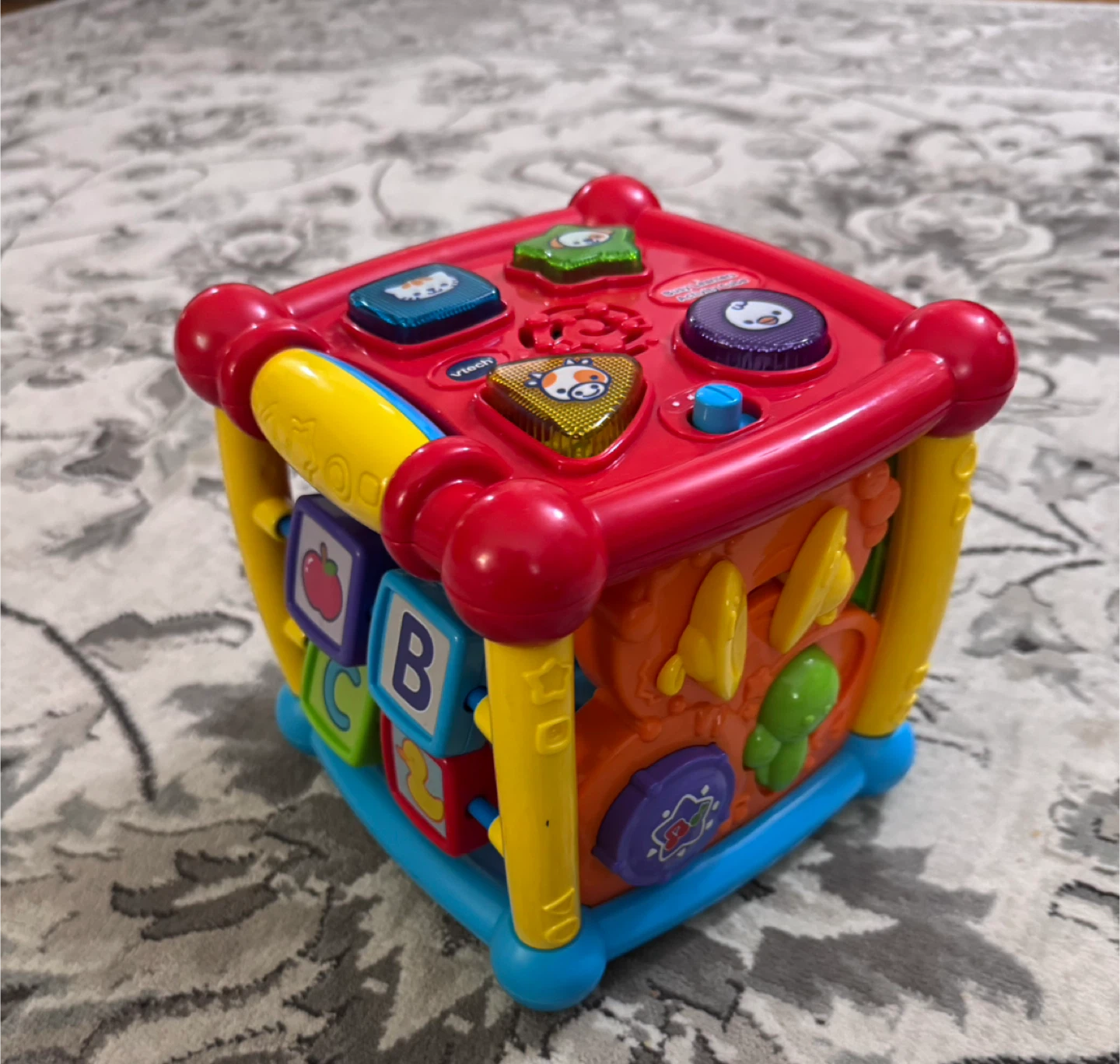 VTech Busy Learners Activity Cube - photo 2