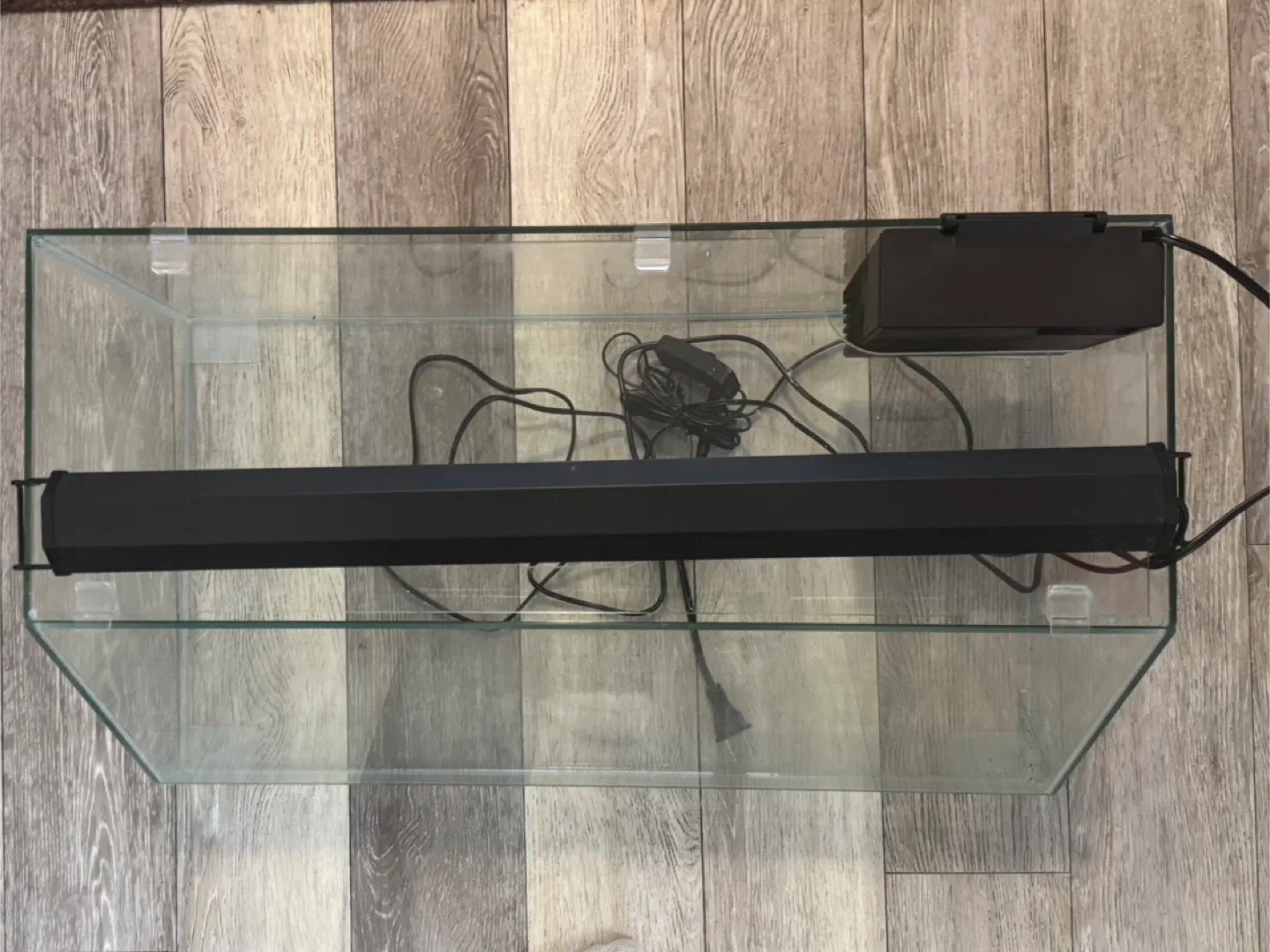 Glass Aquarium with Light image indicator(5)