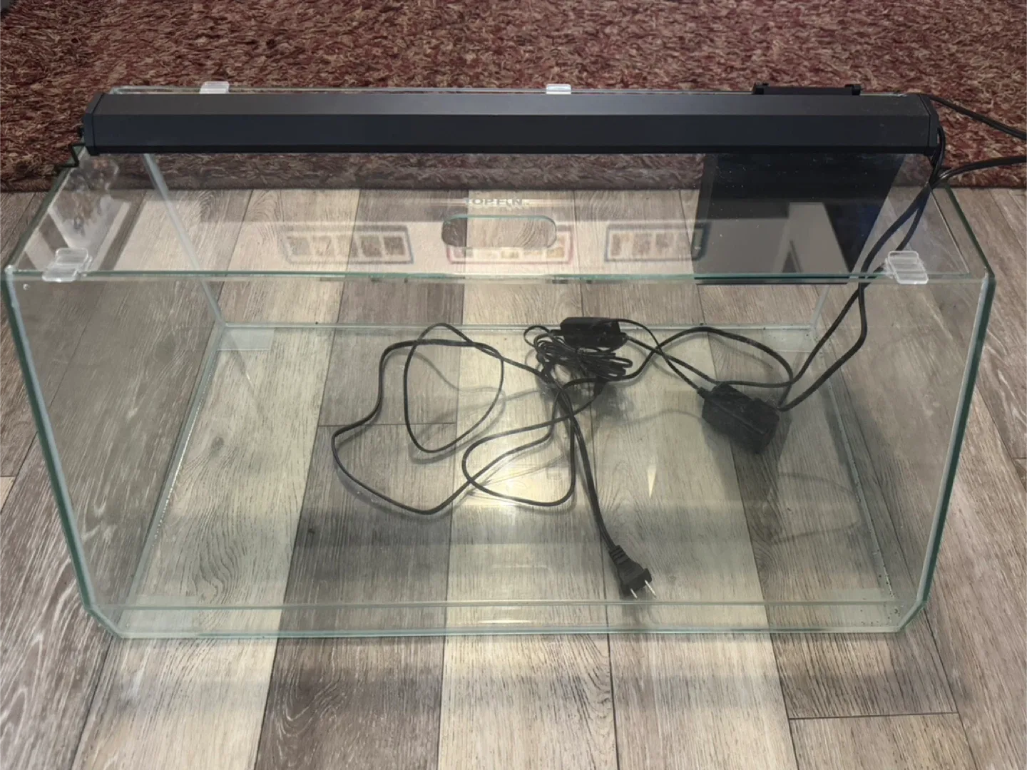 Glass Aquarium with Light image indicator(3)