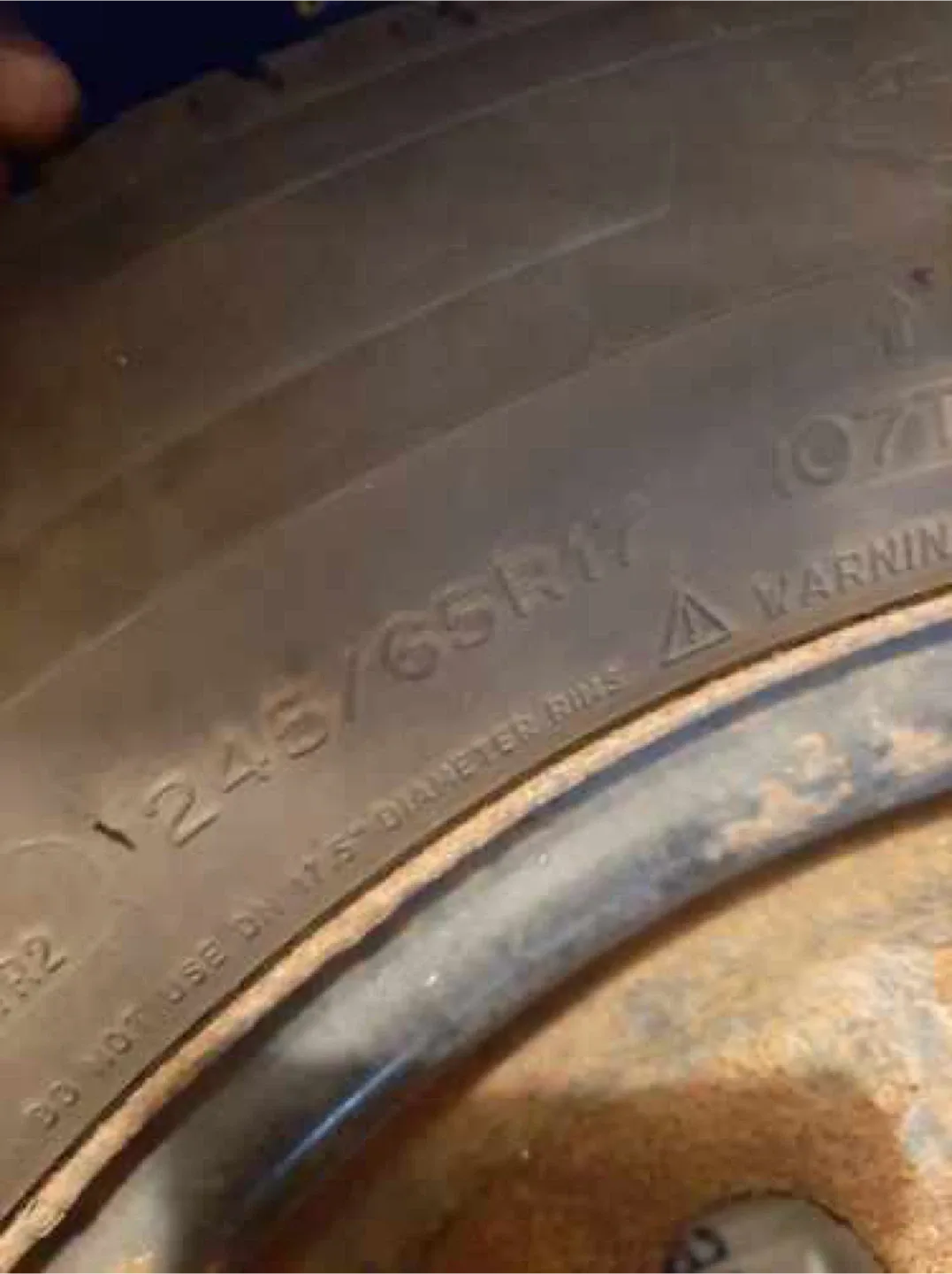 245/65R17 Tire image indicator(2)