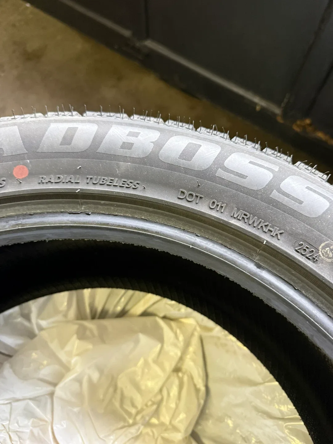 225/55R19 winter car tires image indicator(6)