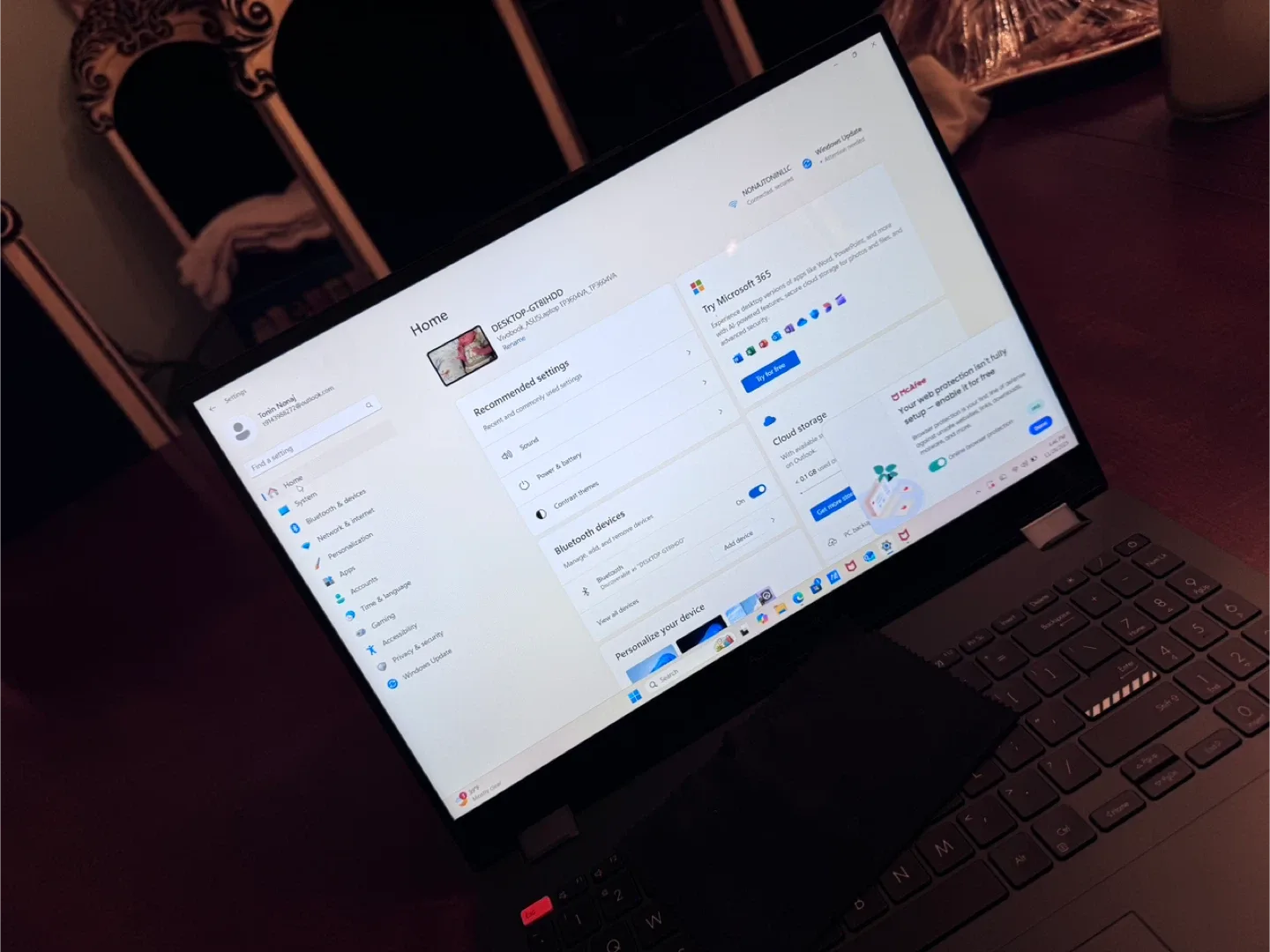 ASUS Vivobook TP3604MA Laptop image indicator(5)