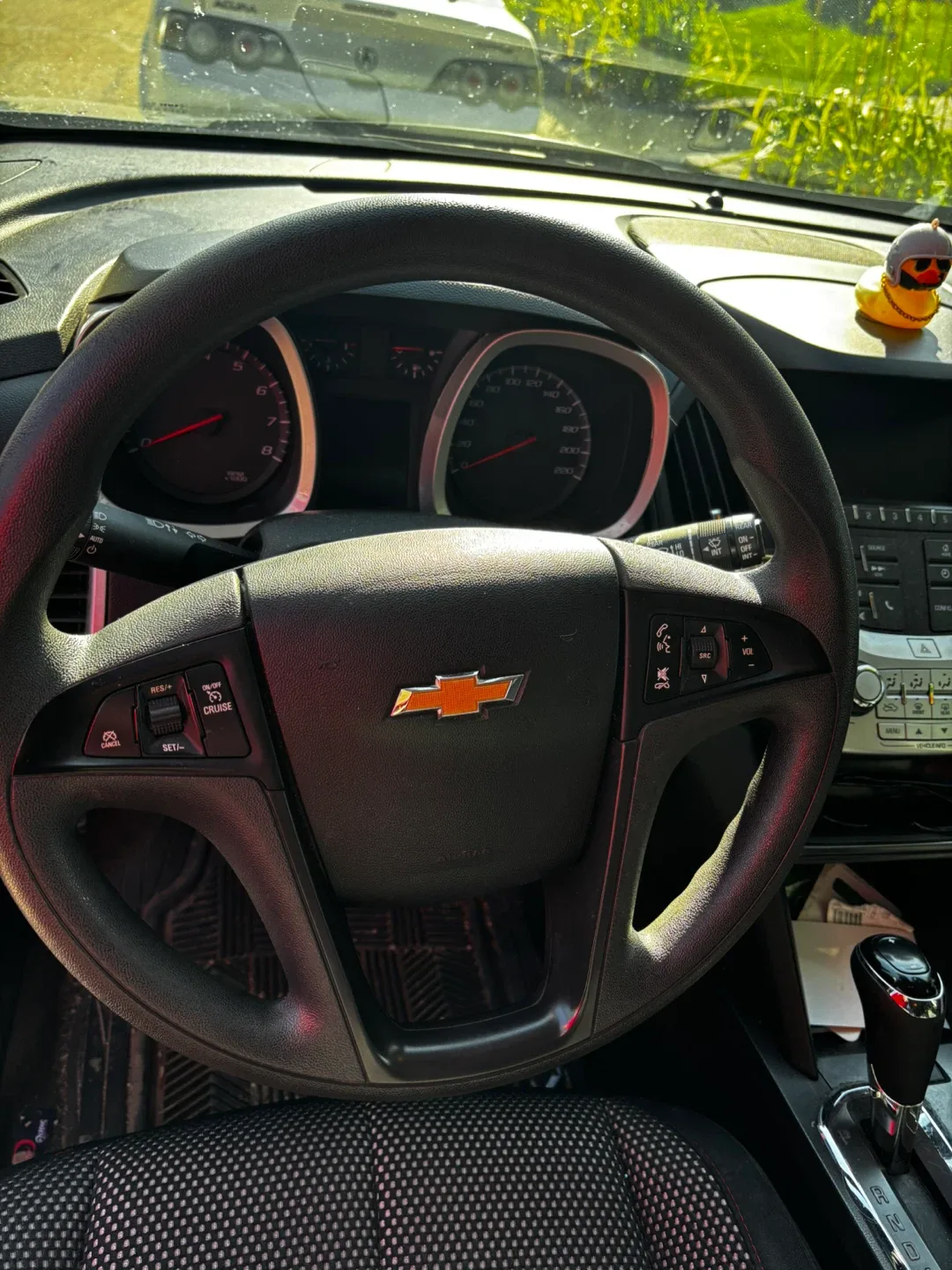 2017 Chevrolet Equinox SUV image indicator(9)