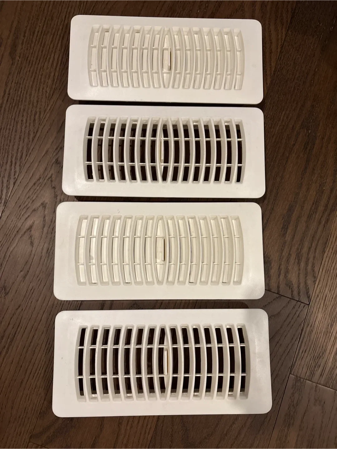 4 x White adjustable vent covers