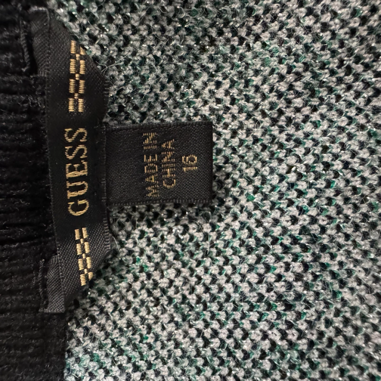 Guess Logo Knit Sweater Dress Women’s Size 16 – Like New - photo 4