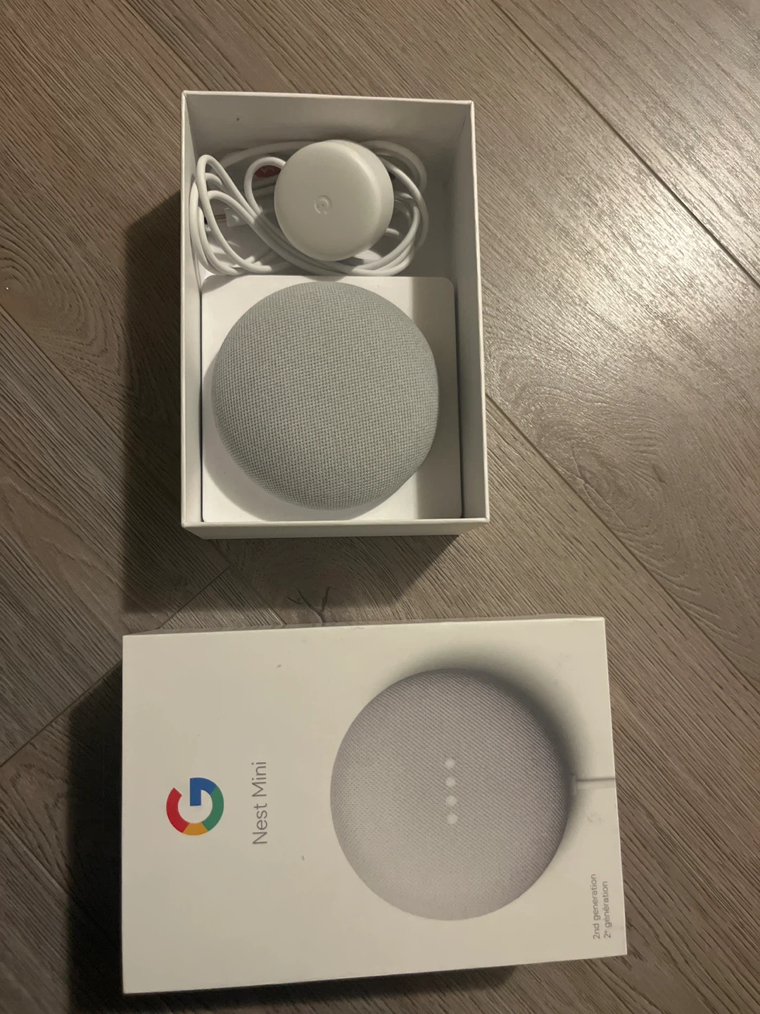 Google Nest Mini 2nd Generation - Like New! - photo 3