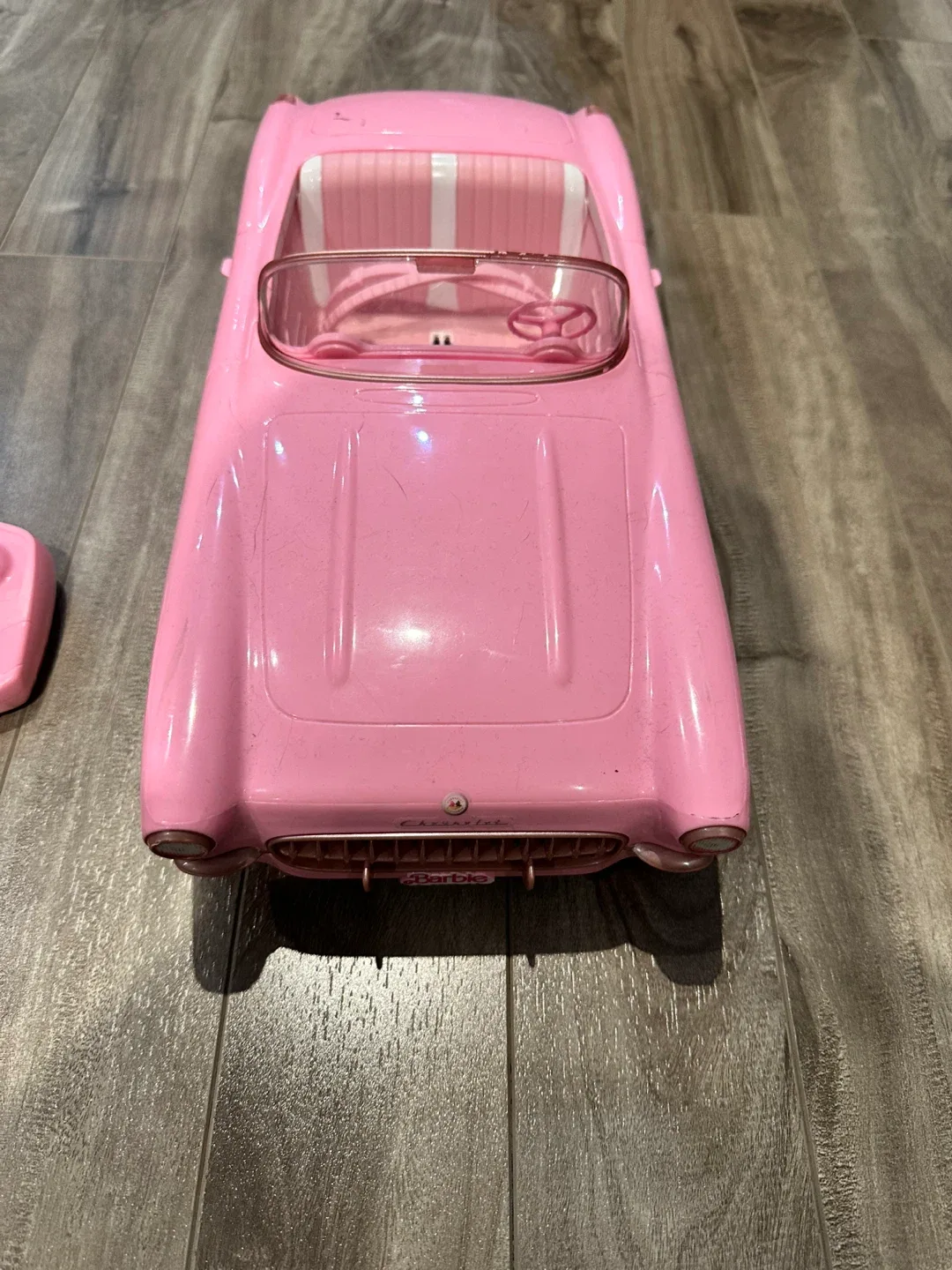 Barbie Pink Corvette RC Car image indicator(2)