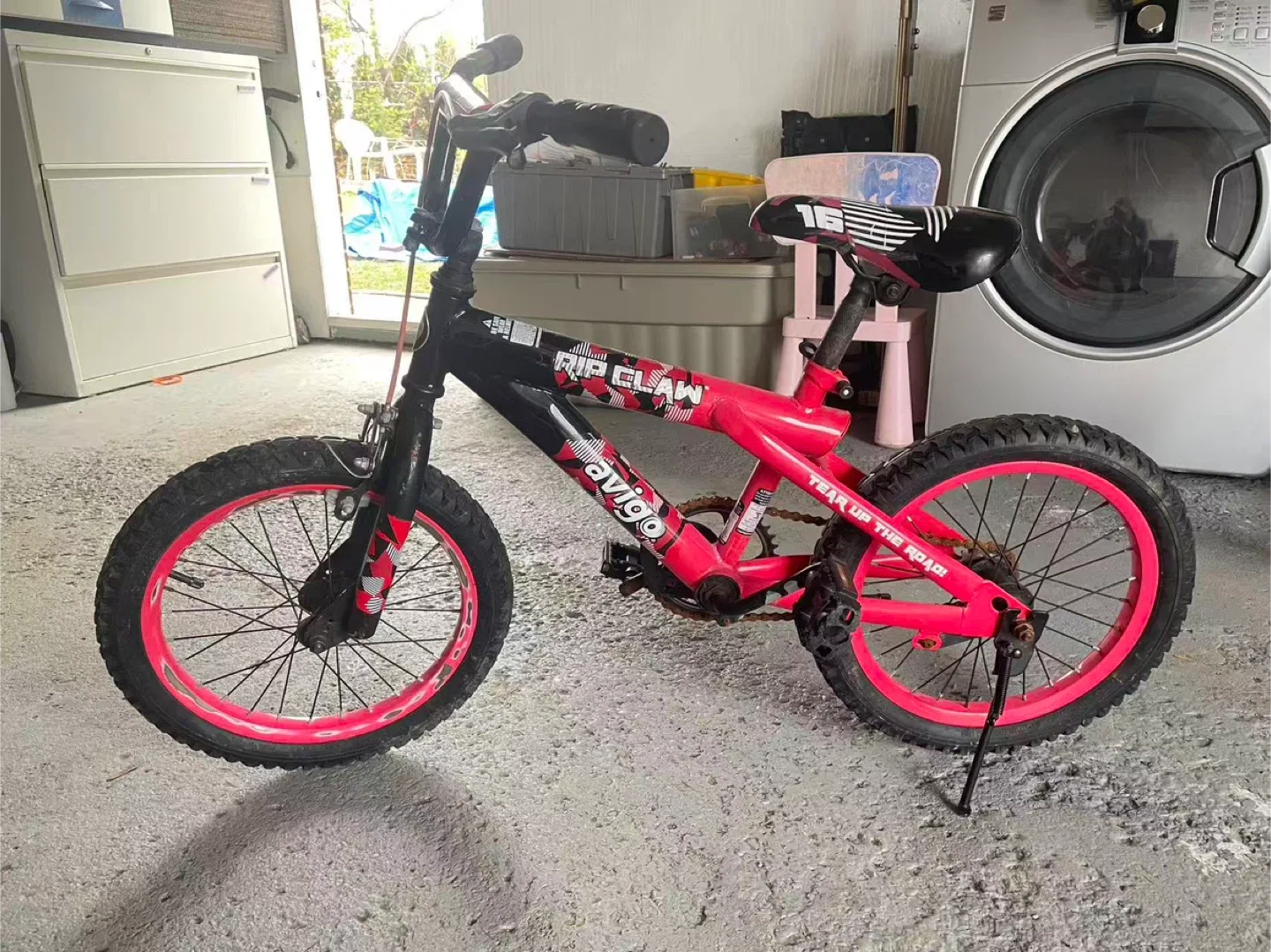 Avigo Rip Claw 16" Kids Bike image indicator(2)