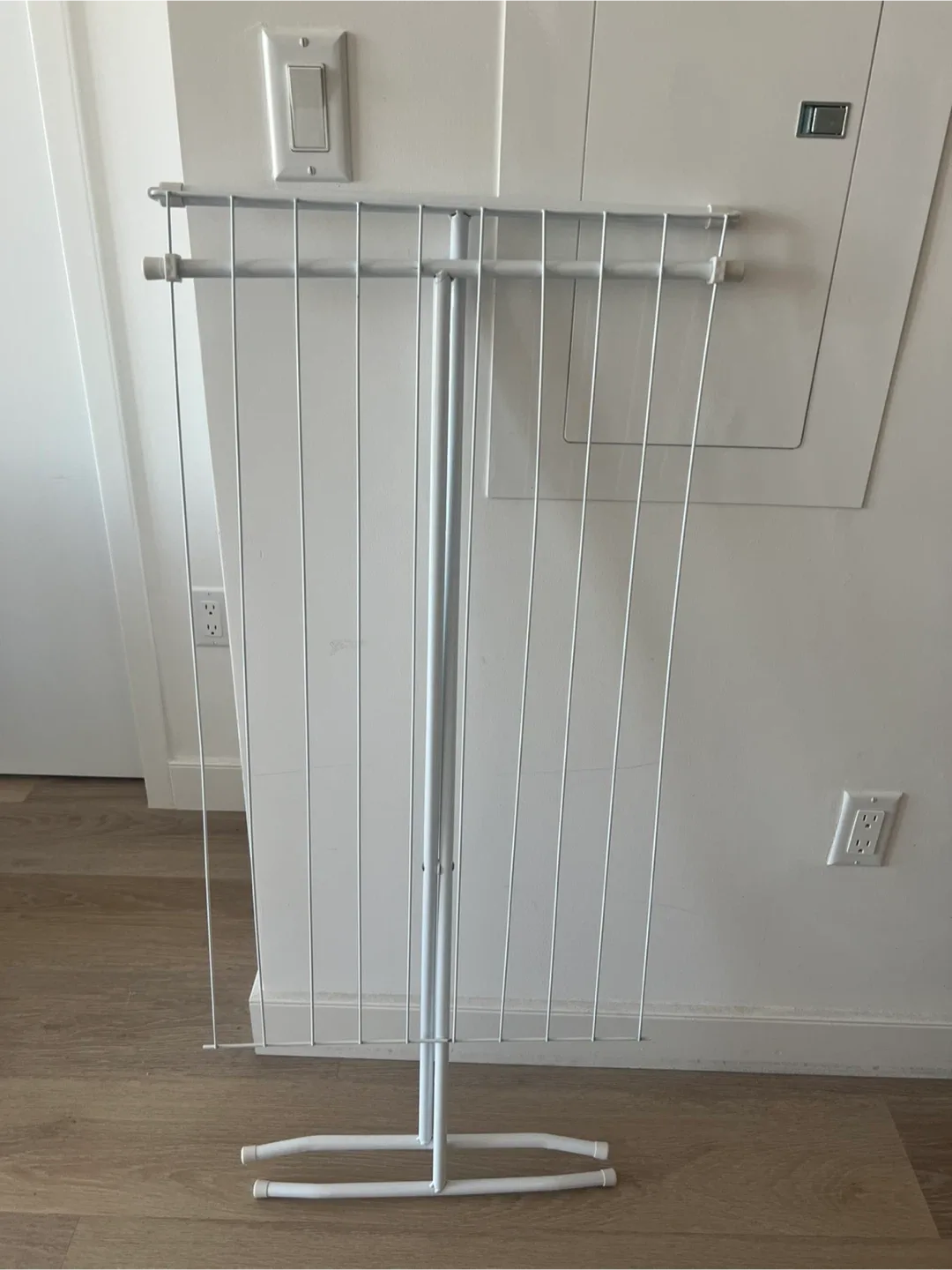 Cordless Vacuum + Cleaning Essentials Bundle image indicator(4)