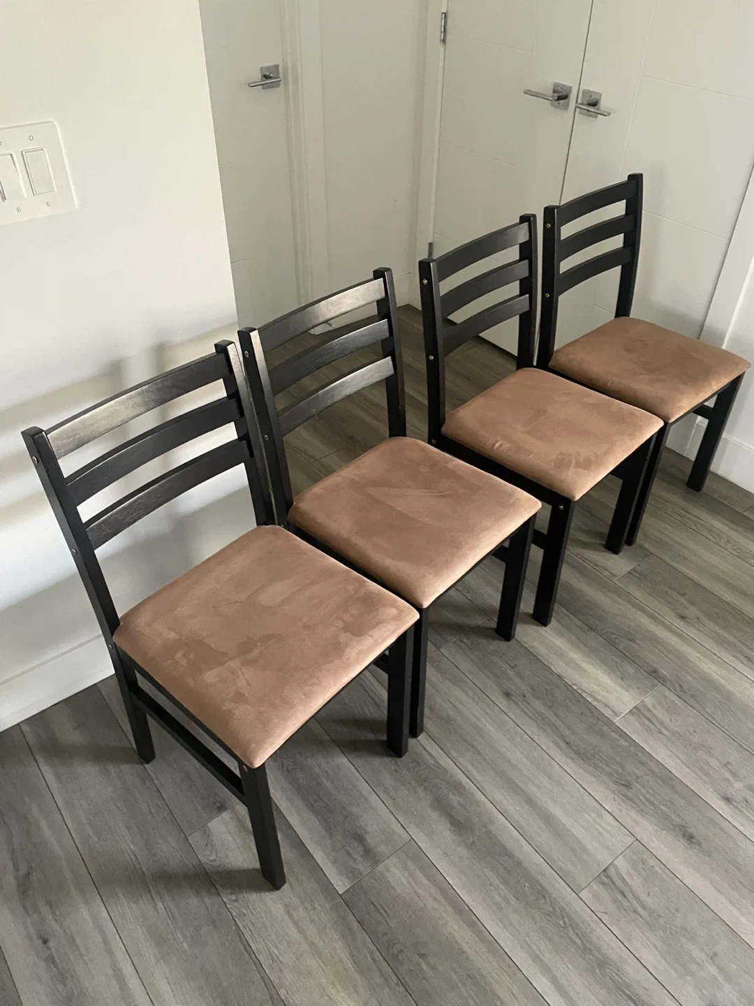 Four Dining Chairs image indicator(5)