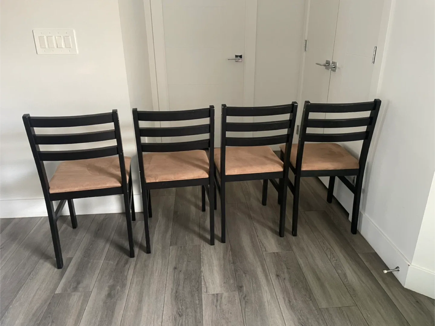 Four Dining Chairs image indicator(8)