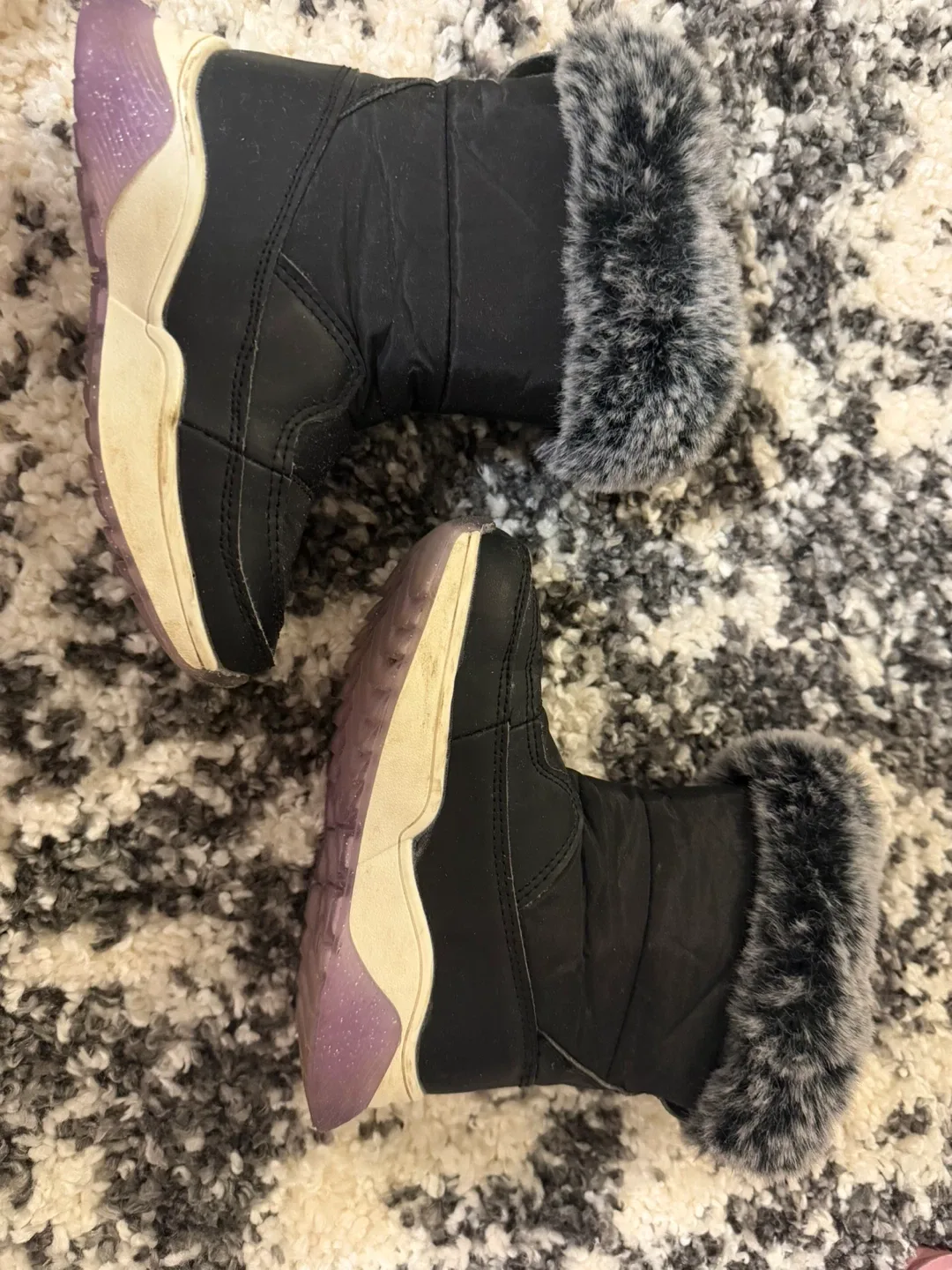 Snow Shoes image indicator(9)